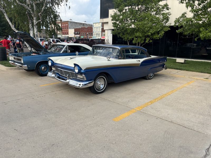 Ford Fairlane Ford Fairlane